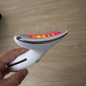 Massager for Face, Neck - Skin Lifting & Firming - Wrinkle & Dark circle reducer